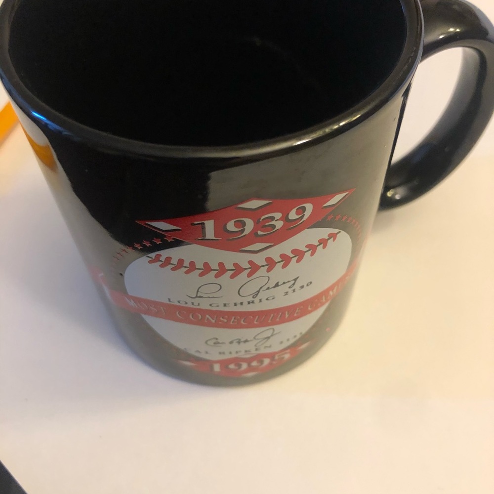 Cal Ripken MLB IRON MAN RARE MUG - Picture 3 of 6